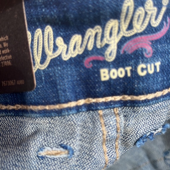 WOMENS WRANGLER RETRO MAE BOOT CUT JEAN: Vivianna 30 x 32 - Picture 8 of 11